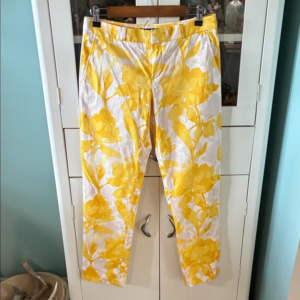 Banana Republic sz 0 Ryan Floral Yellow and White Pants euc